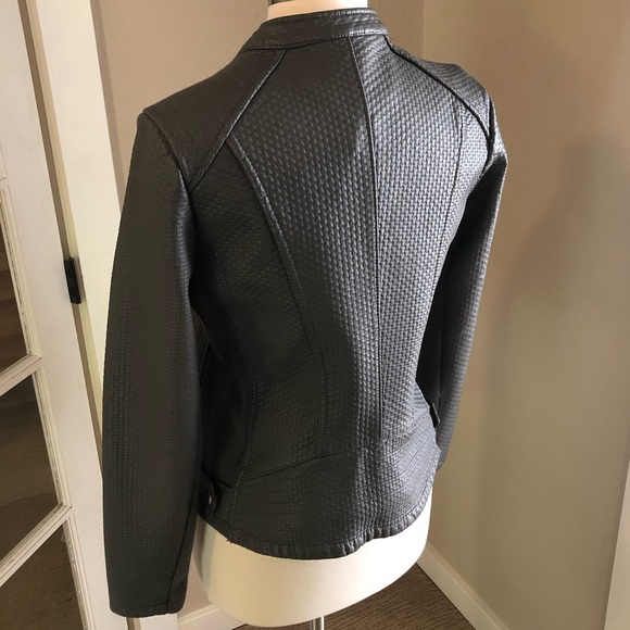 NEW WITH TAGS! Calvin Klein Women’s Moto Asymmetrical ZIP Jacket (Small) - Picture 6 of 11
